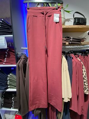 Mi Piace Broek Recht Uni W Burgundy MP202136