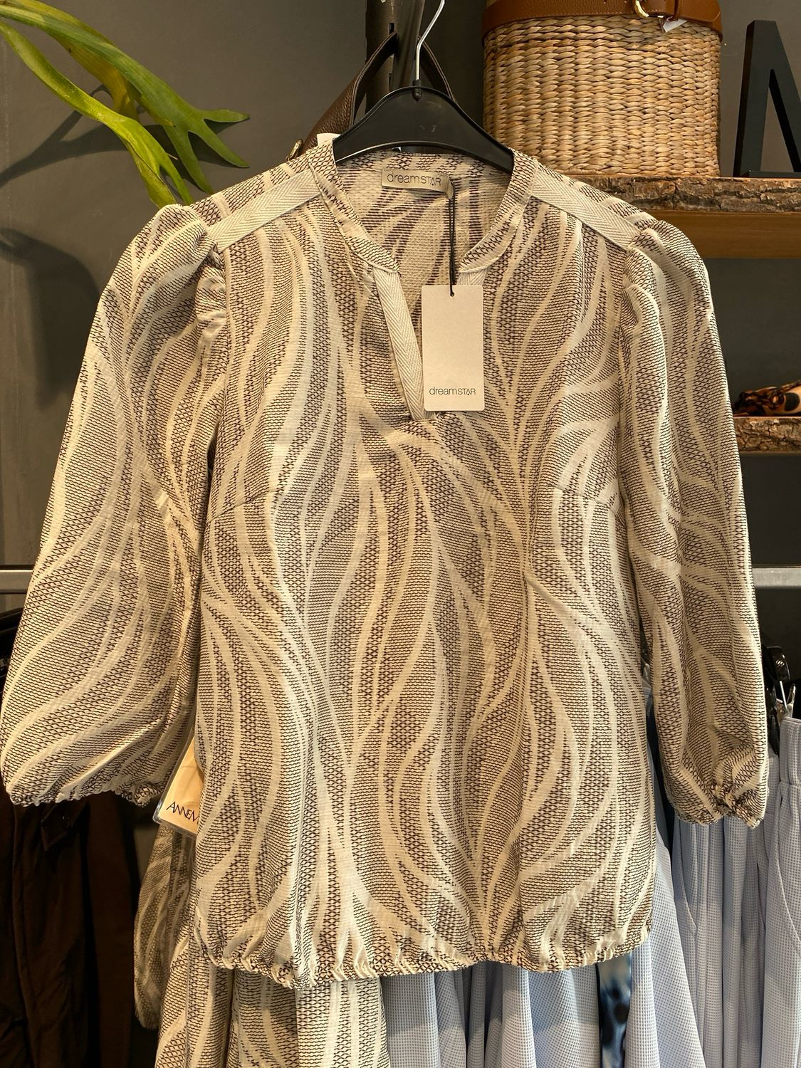 Dreamstar blousetop FLOW Walnut Z26 114 Celeste