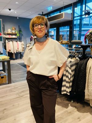 Peppercorn PCMinnie GRS Balloon Sleeve 0202 Whitecap Grey PC8758 Peppercorn PCMinnie GRS Balloon Sleeve 0202 Whitecap Grey PC8758