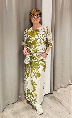 NED Capro 1/2 SS Olive Night Botanic Gar Olive Night 26S2-SH016-03 NED Capro 1/2 SS Olive Night Botanic Gar Olive Night 26S2-SH016-03