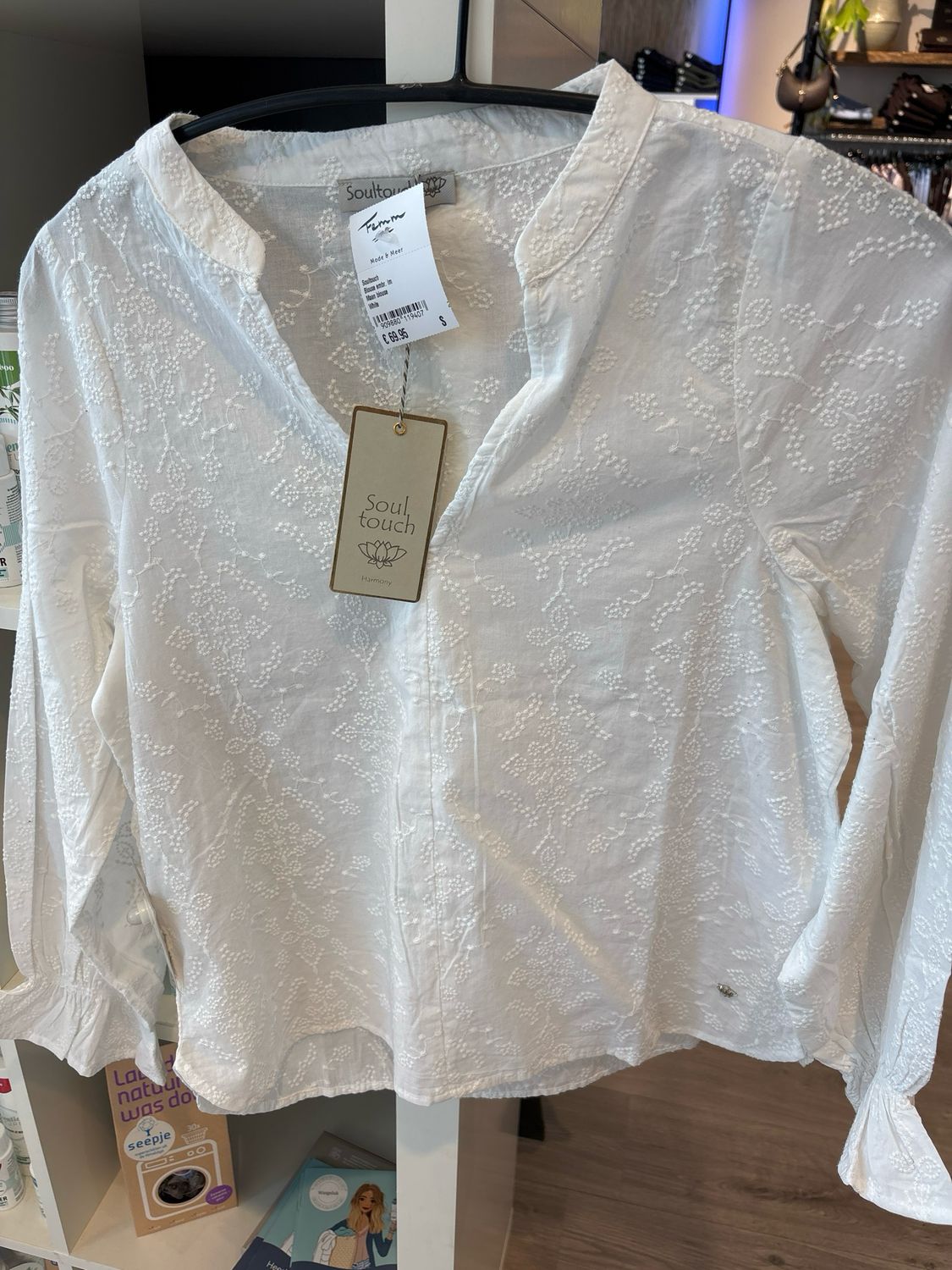 Soultouch Blouse embr. lm White Maan blouse