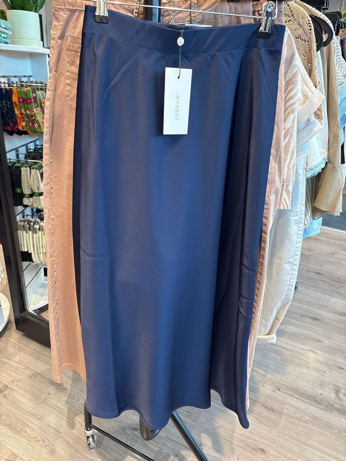 IN FRONT Alexandra skirt Dark blue 17065