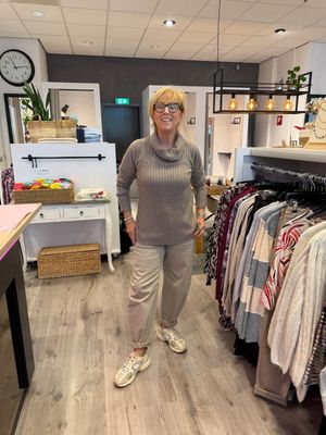Hegler 032752 kol pull taupe Gracie trui kol Hegler 032752 kol pull taupe Gracie trui kol