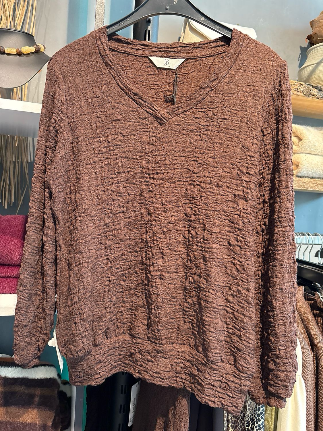 NED International Veraya LS Crinkle Knit Downtown Brown 26W-U468-03 Seasonable