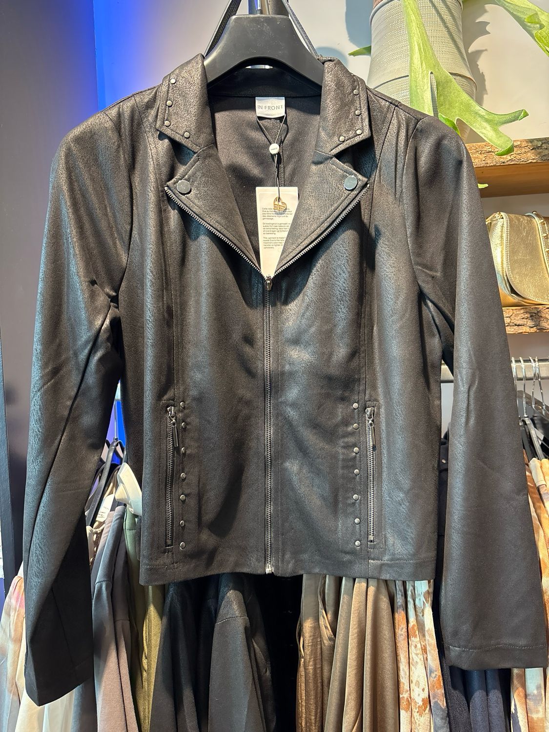 IN FRONT Mapelina jacket Black 13926