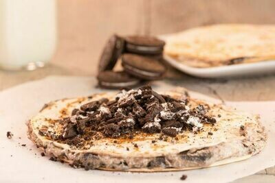 Crema Chantilly + Oreo + Frutilla + Chocolate + Helado de oreo