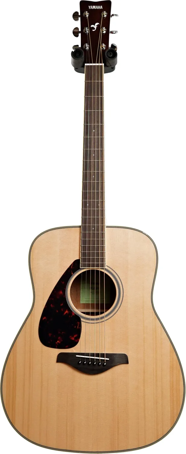 Yamaha FG820L