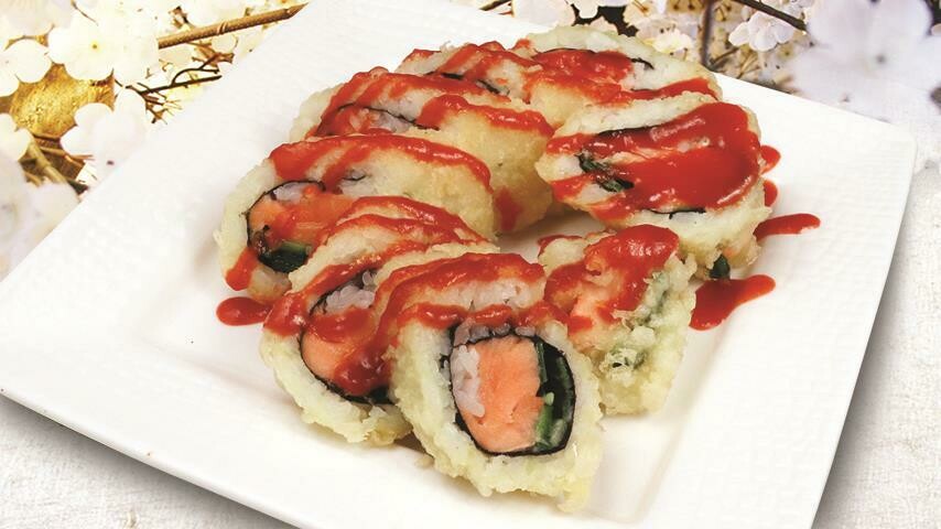 Fried Spicy Salmon Roll