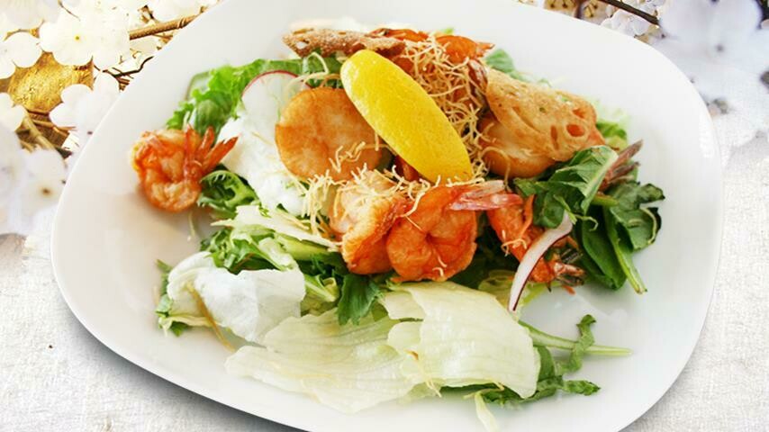 Grilled Scallop & Shrimp Salad
