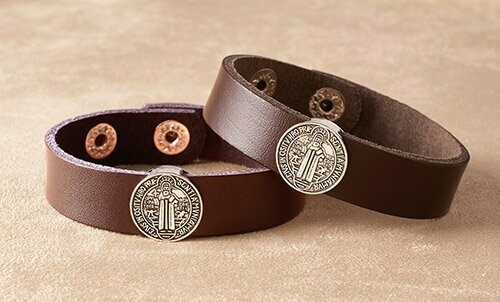 St Benedict Leather Bracelet Brown