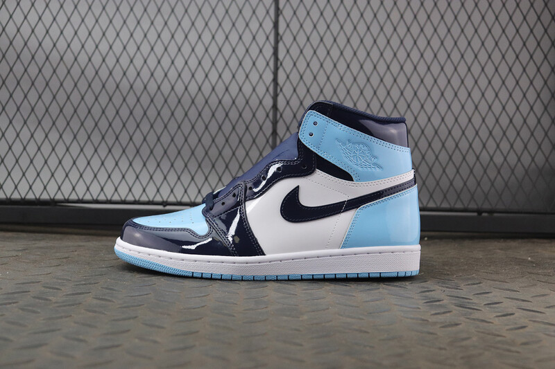 Air Jordan 1 Retro High UNC Patent (W)