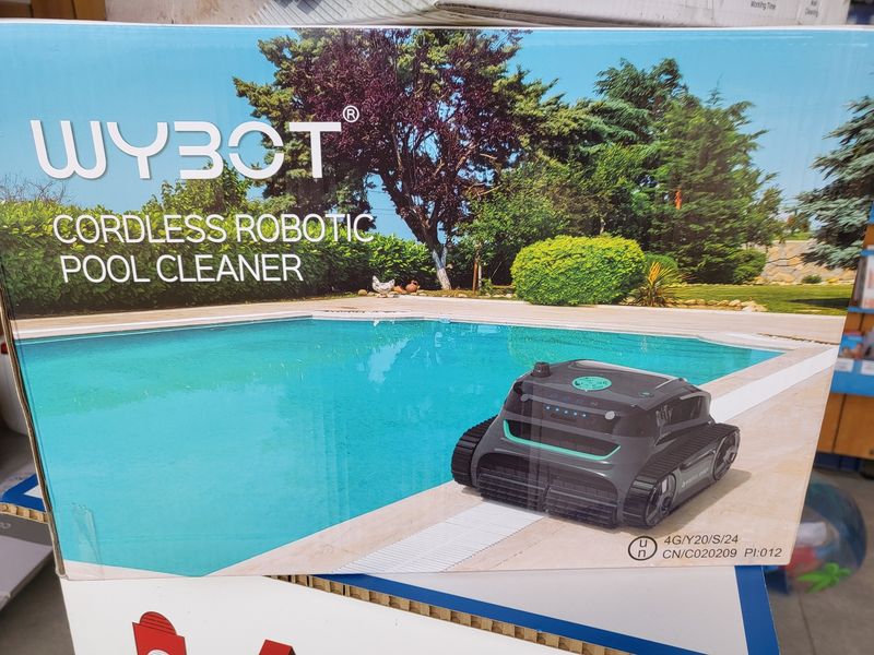 Robot wybot WY210C