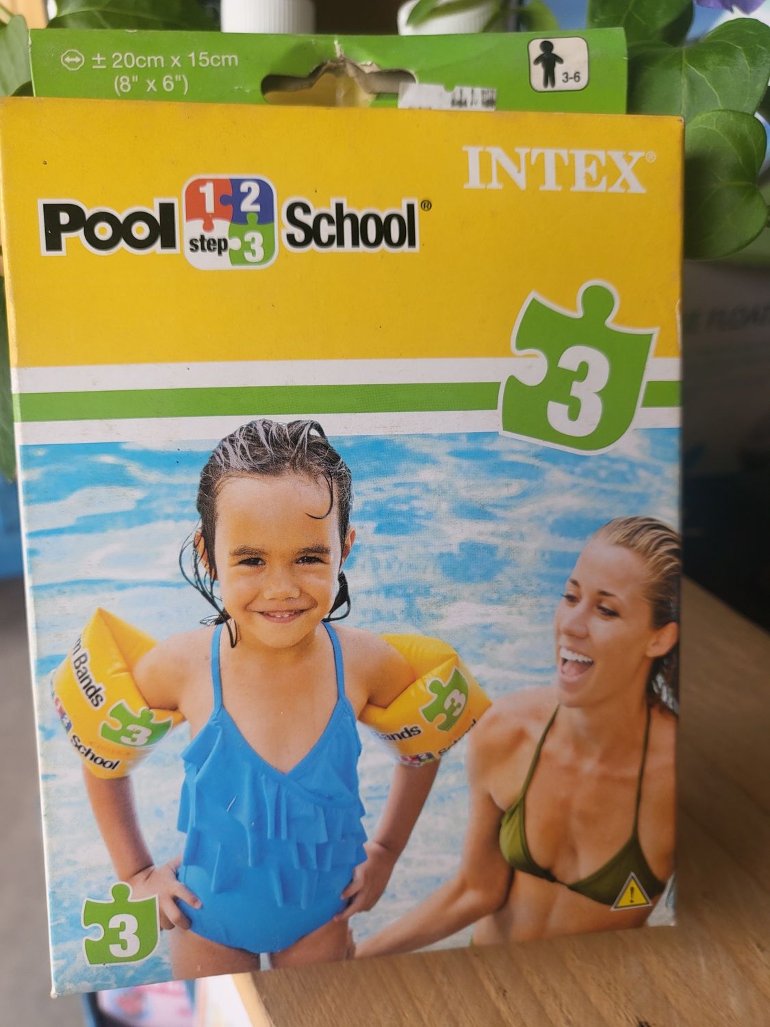 Brassards pool school