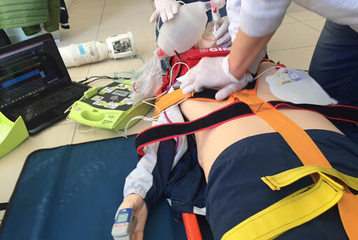 Corso BLSD ( Basic Life Support   Defribillation ) Utilizzo del Defibrillatore
