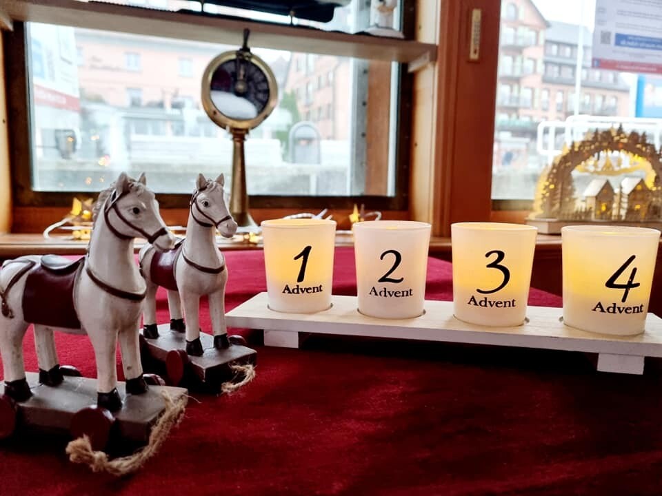 Adventsfahrten mit der "MS Klink" von 11:00 - 13:00 Uhr ab/an Waren Stadthafen