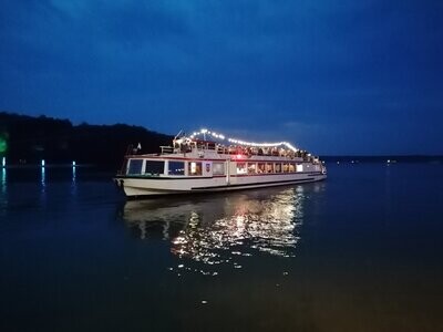 Ab/an Röbel - Silvester- & Neujahrsfahrten von 11:00 bis 13:00 Uhr Ab/an Röbel - Silvester- & Neujahrsfahrten von 11:00 bis 13:00 Uhr