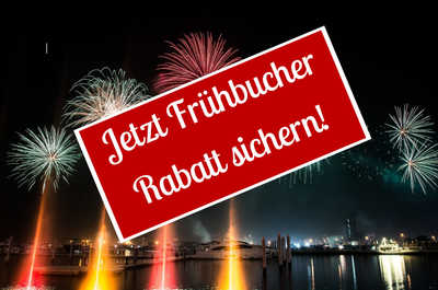 Zum Feuerwerk der Müritz Sail ab Waren Stadthafen. Zum Feuerwerk der Müritz Sail ab Waren Stadthafen.