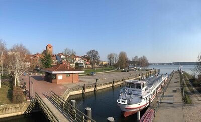 Wochenfahrplan Waren (Müritz) Kietz-Brücke
