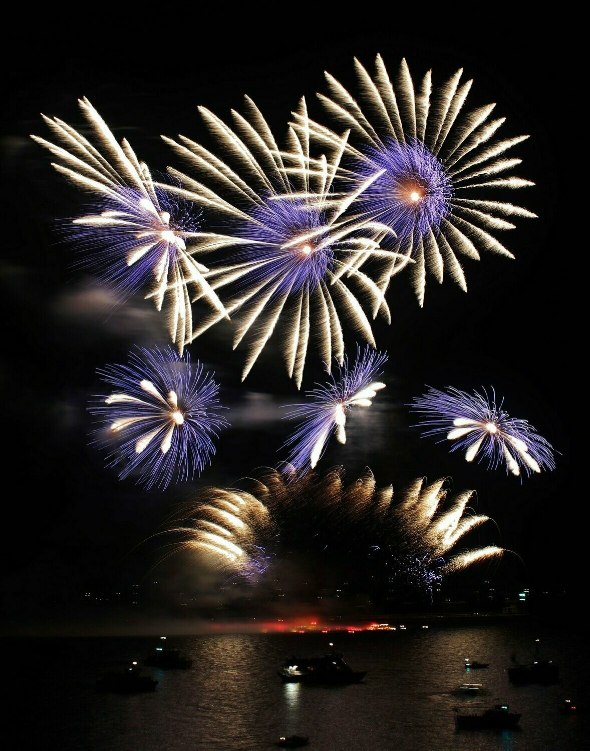 "Müritz in Flammen" ab/an Röbel Stadthafen 19.06.2027, 19:00 Uhr