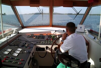 Ab/an Röbel "4 Seenfahrt zum Fleesensee von 10:30-16:00 Uhr