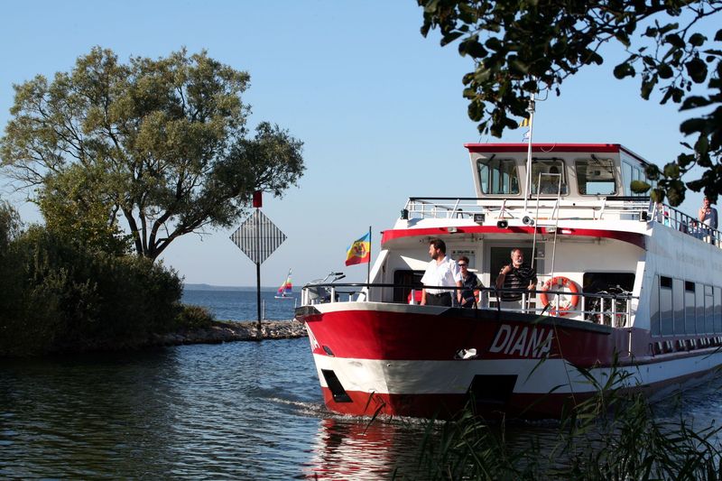 ab/an Waren Steinmole "Müritzrundfahrten" von 13:30 - 15:30 Uhr
