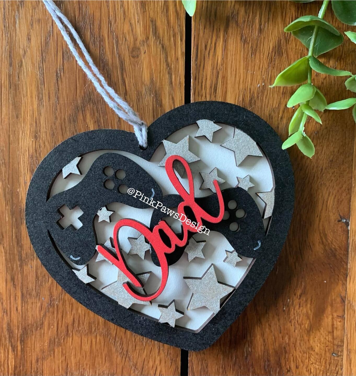 Dad Gaming hanging heart