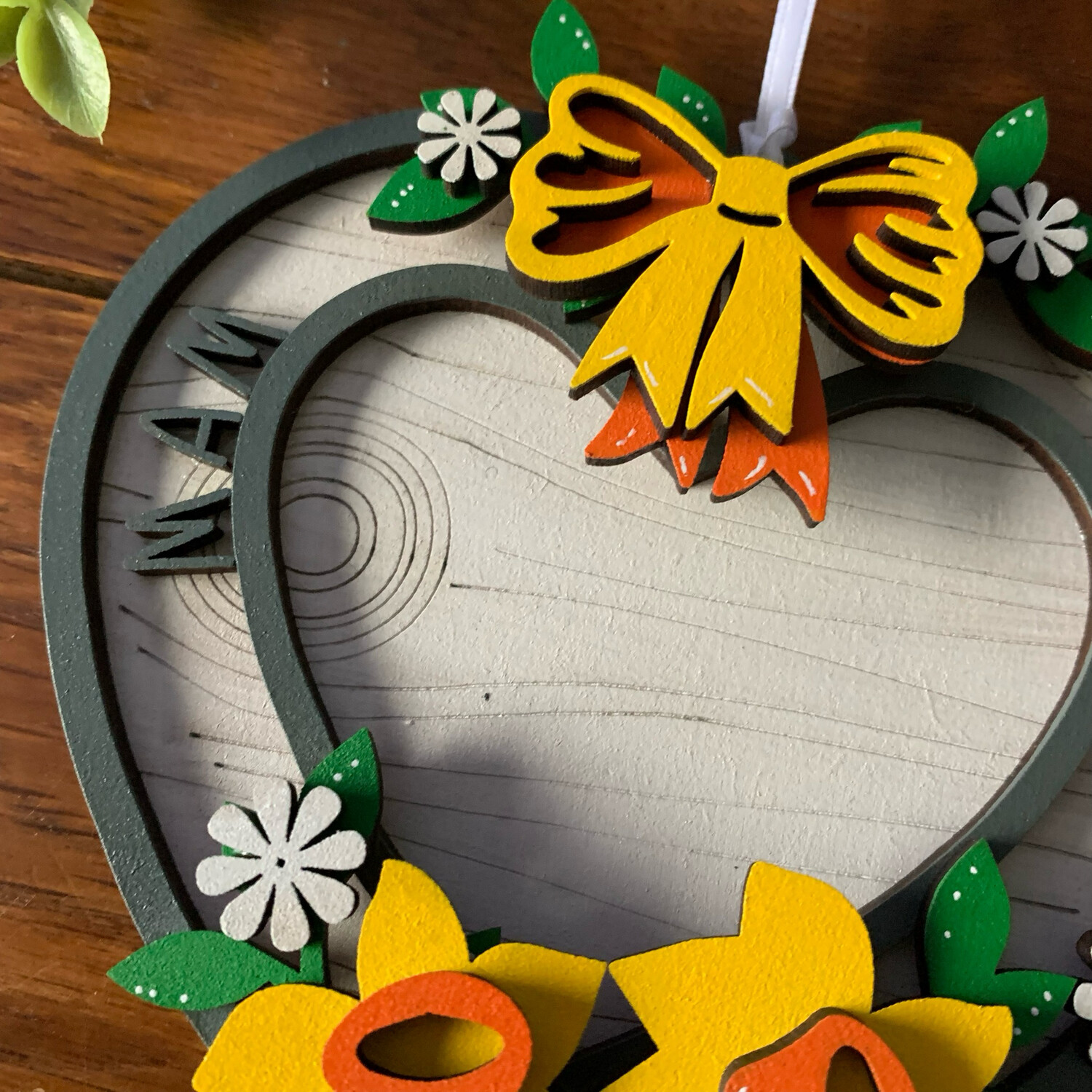 Personalised ‘Mam’ Daffodil Spring themed layered hanging heart