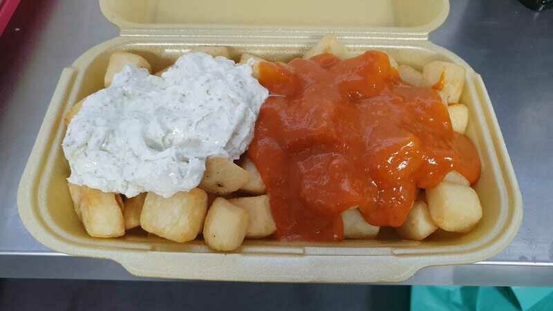 Patatas Bravas, Ali-olí o Mixtas