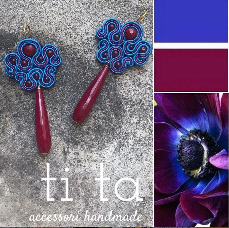 ORECCHINI MEDIUM 
BLU CIELO E MARSALA