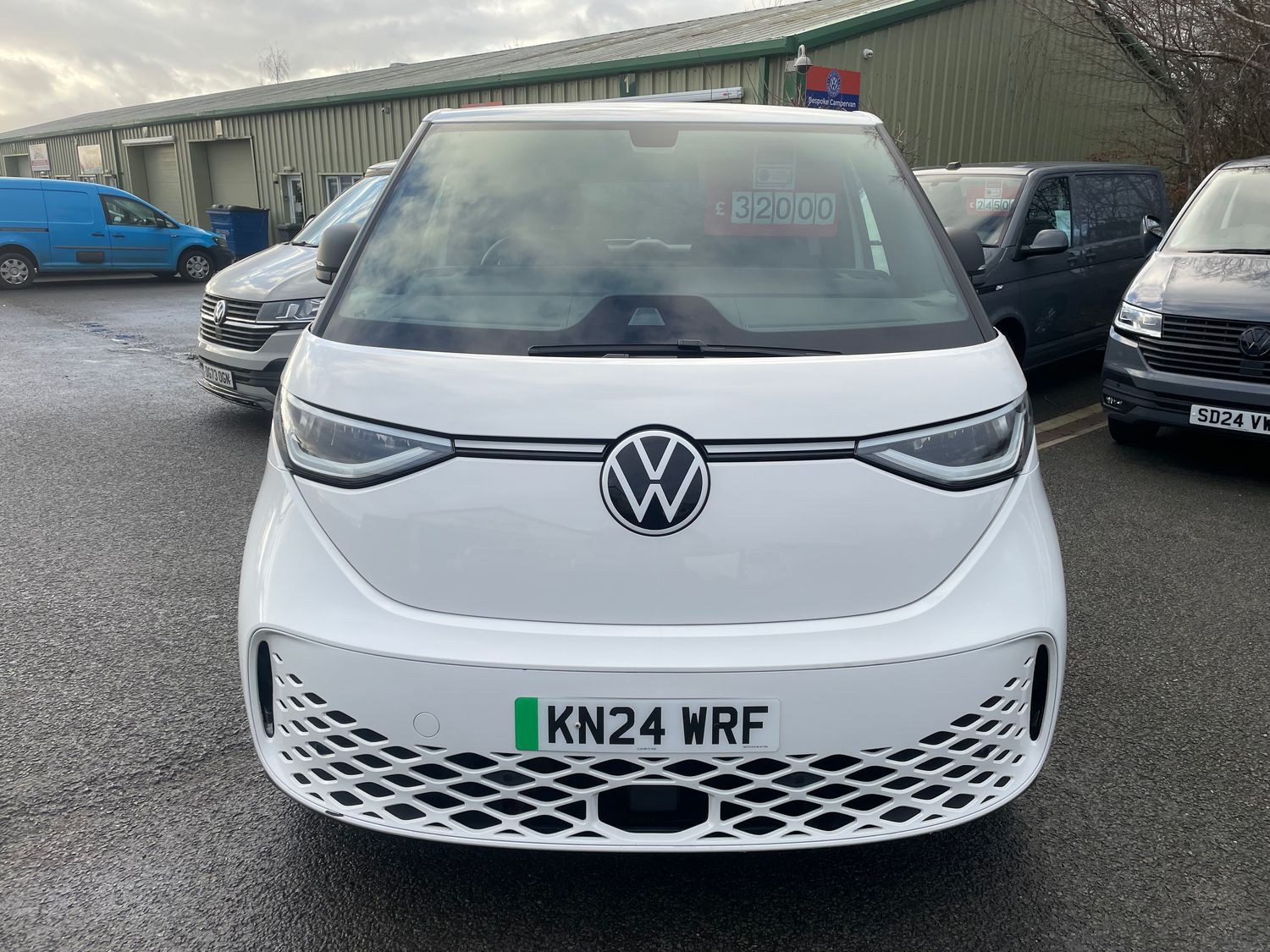 Volkswagen Id Buzz Cargo Carpetlined Electric Tailgate Volkswagen Id Buzz Cargo Carpetlined Electric Tailgate