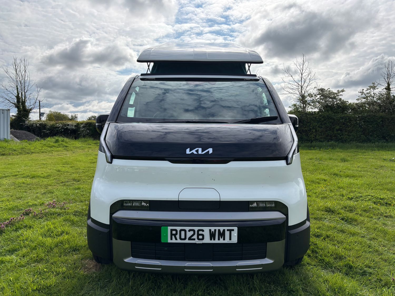 KIA PV5 Camper with Skyline Poptop Roof KIA PV5 Camper with Skyline Poptop Roof