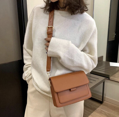 Bye009 Messenger Bag