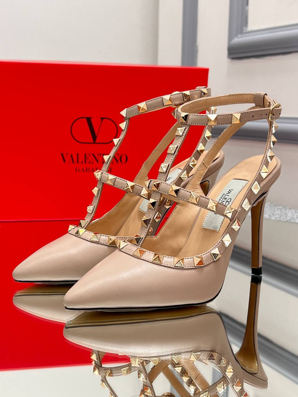 Rockstud Hells
