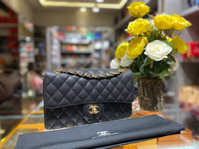 Caviar 2.55 Black (Gold Chain)