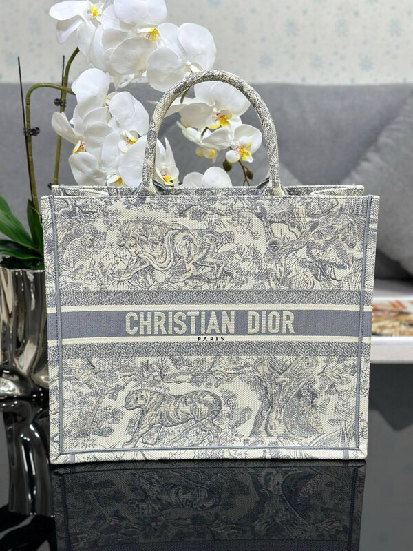Book tote