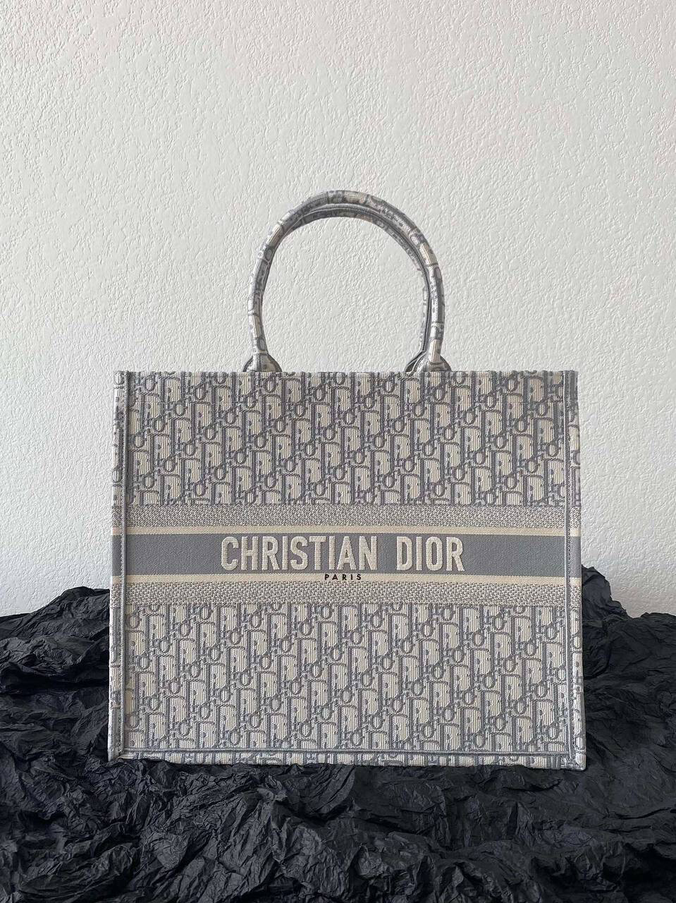 Book tote
