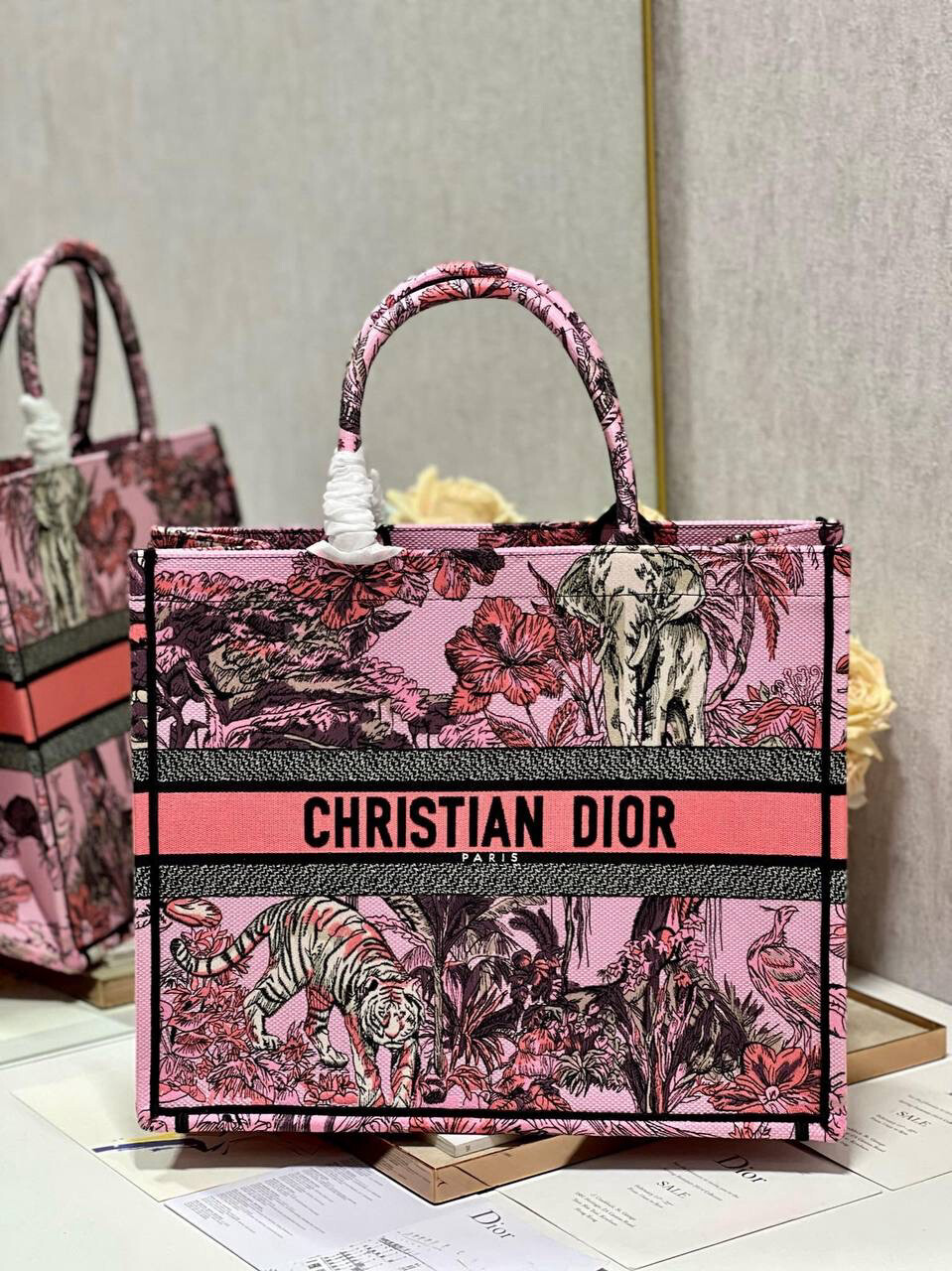 Book tote