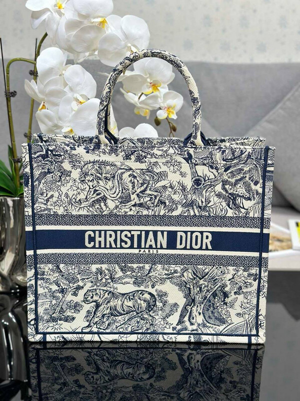 Book tote