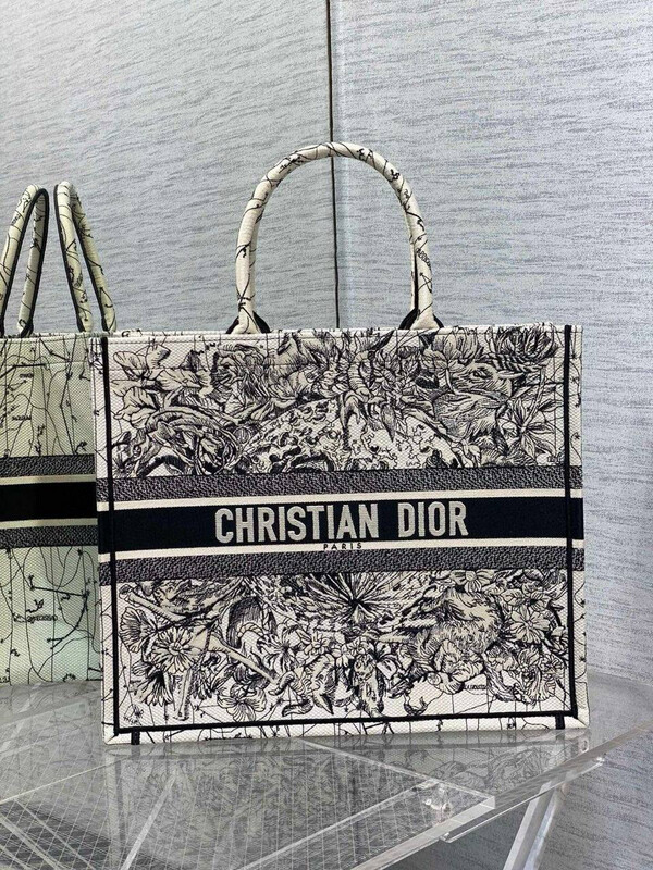Book tote