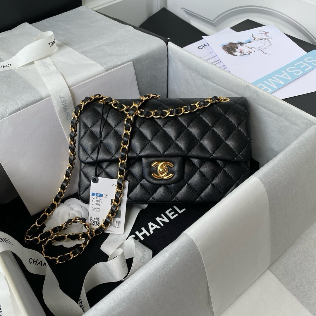 Small Double Flap Bag Lambskin Leather Gold Hardware (Orginal Quality)