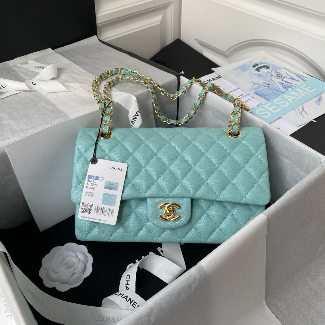 Medium Double Flap Bag Caviar Leather Gold Hardware (Orginal Quality)