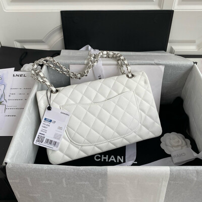 Medium Double Flap Bag Caviar Leather Silver Hardware