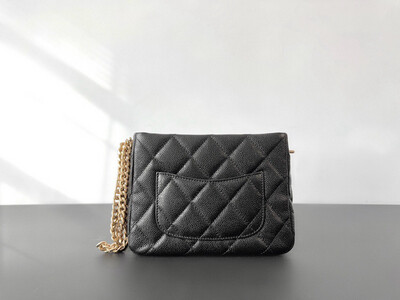 23P Heart Adjustable Chain Small Tote Bag 