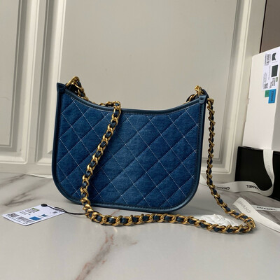 24 S Hobo Bag