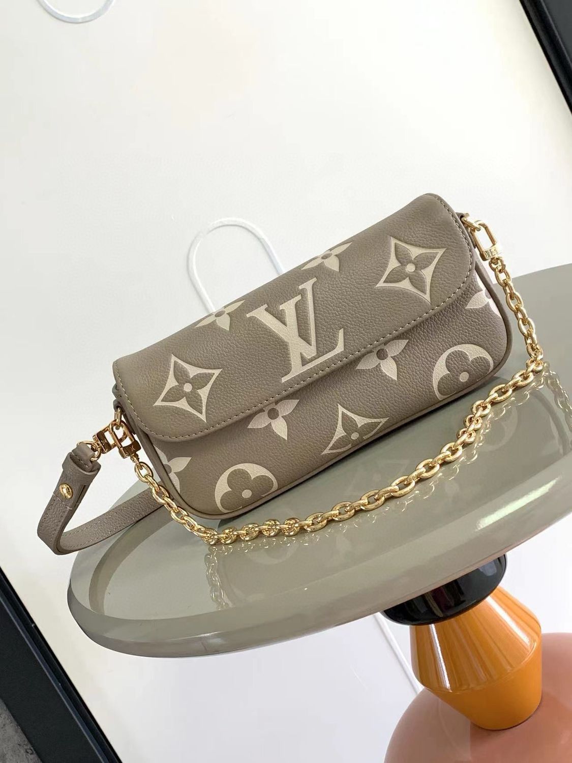 Ivy woc