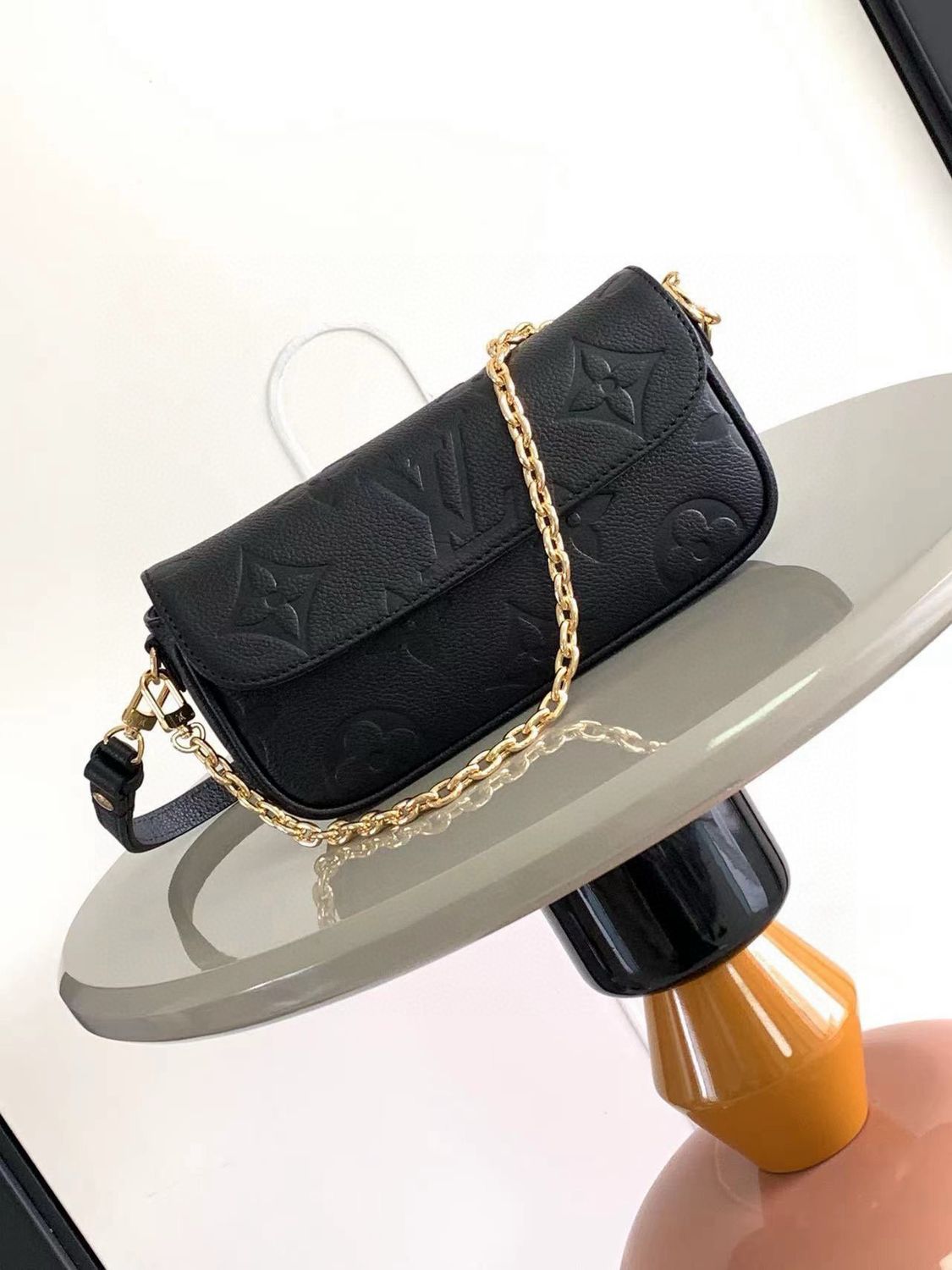 Ivy woc