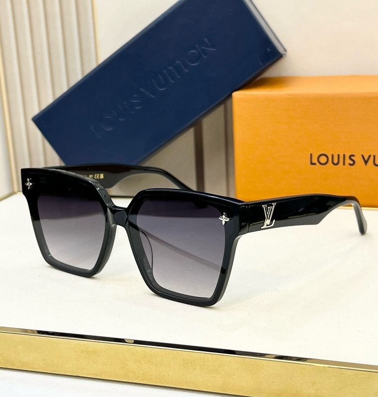 Sunglases