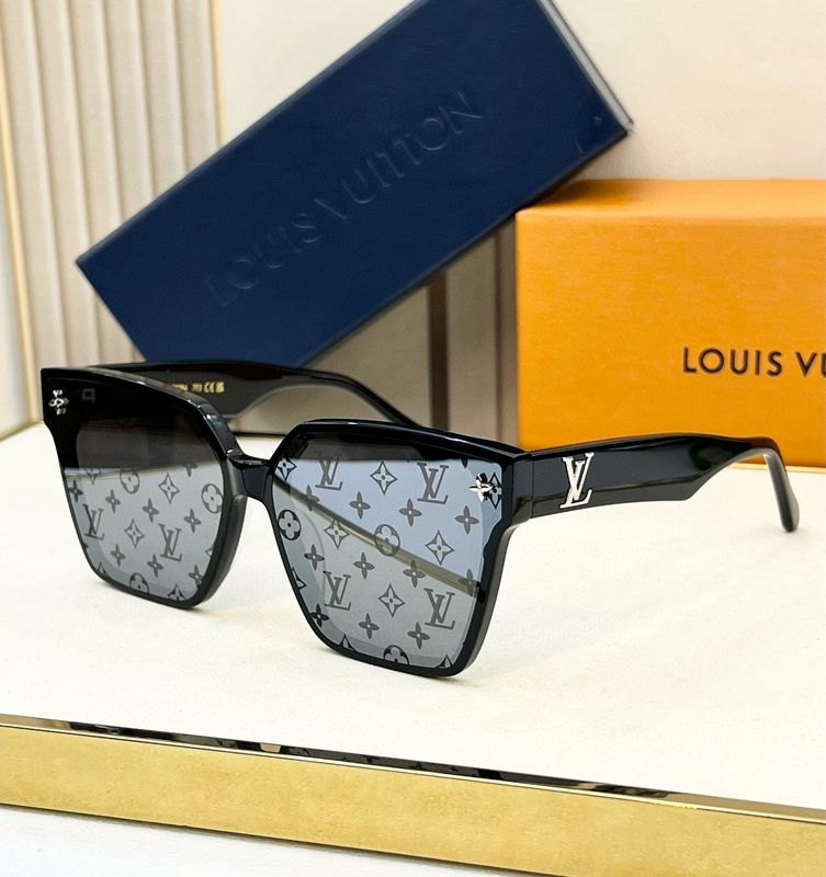 Sunglases
