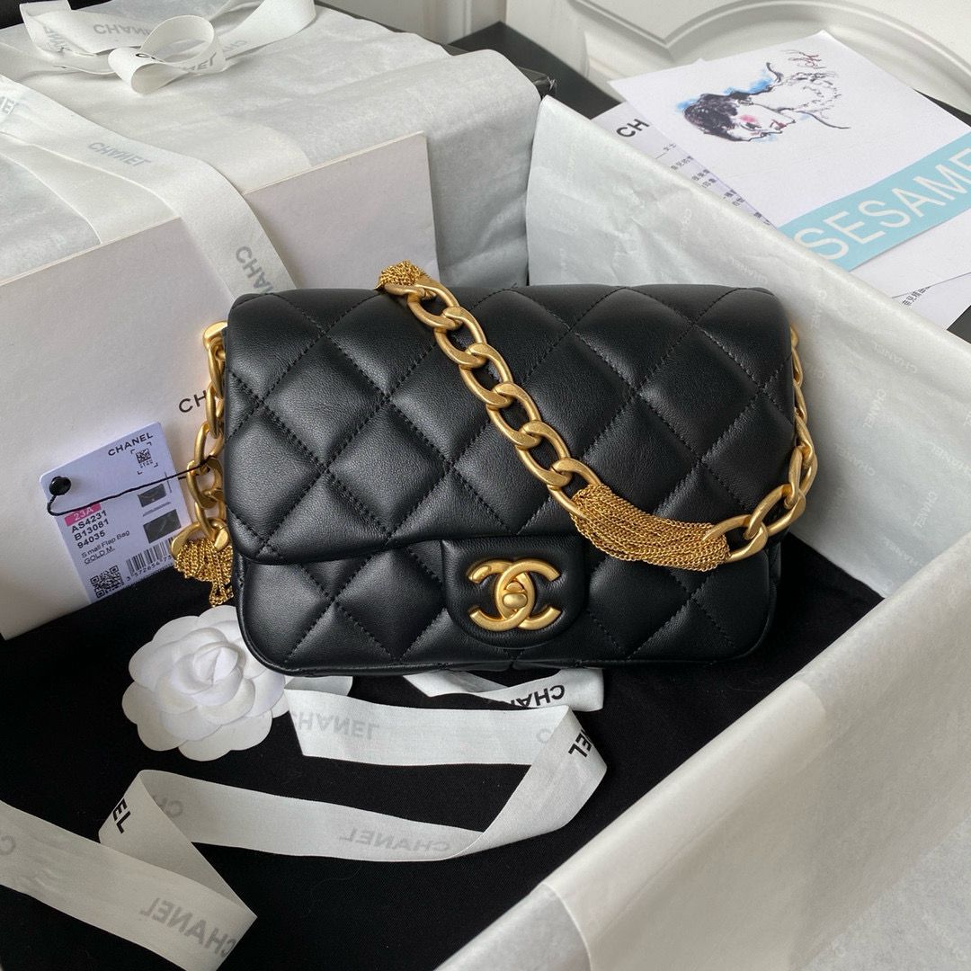 Flap Bag Lambskin Leather Gold Hardware (Orginal Quality)