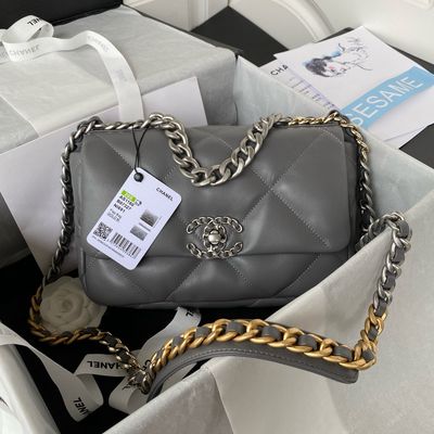 19 Bag Lambskin Leather